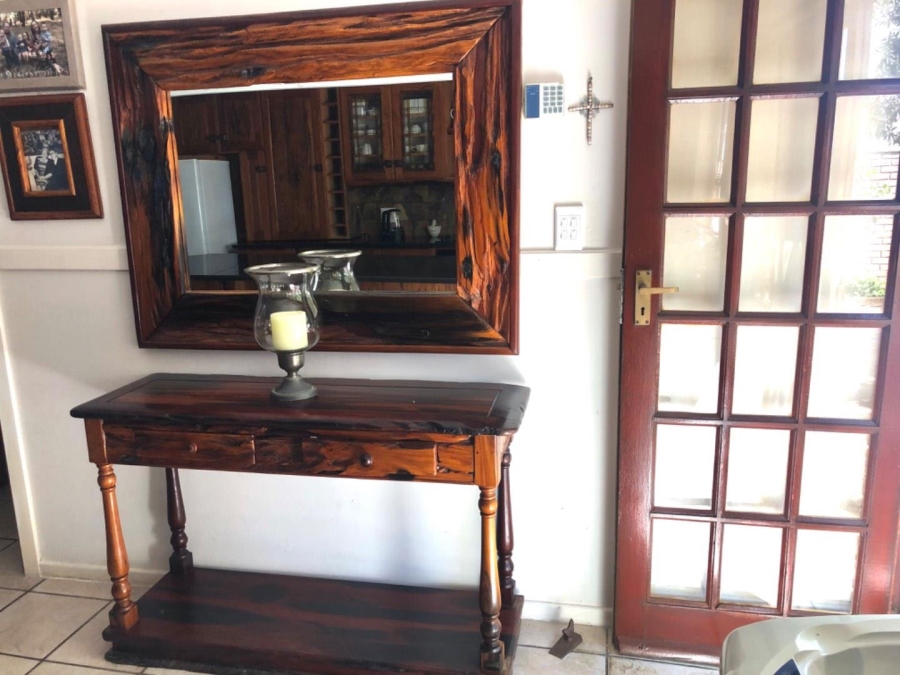 To Let 4 Bedroom Property for Rent in Tergniet Western Cape